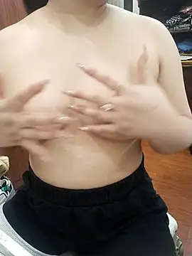 Snapshot of Lylyoh chatting on 03/29/26, 01:38 Lylyoh online show from 03/29/26, 01:38