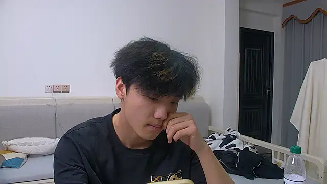 icecream-002 online show from 03/17/26, 07:23