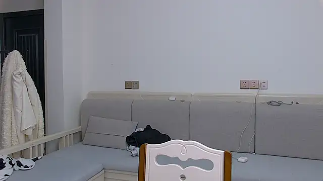 icecream-002 online show from 03/23/26, 09:57