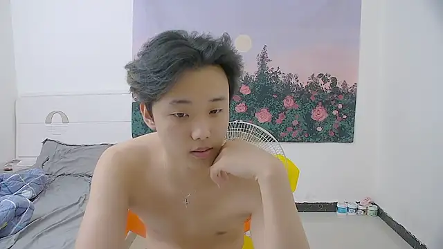 icecream-002 online show from 05/20/26, 12:11