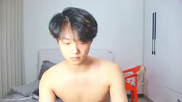 icecream-002 online show from 06/03/26, 12:19