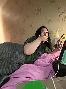 Besthot 2026 online show from 04/22/26, 12:07