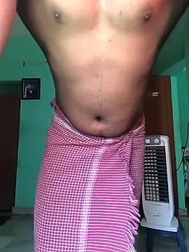 Snapshot of kamasutra012345 chatting on 05/30/26, 05:15 kamasutra012345 online show from 05/30/26, 05:15