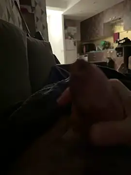 Snapshot of playermax chatting on 04/07/26, 12:33 playermax online show from 04/07/26, 12:33