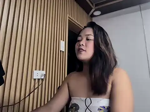  georgiax  online show from 03/25/26, 05:52