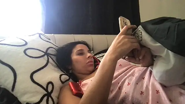 Miss juicy babes69 online show from 03/29/26, 03:01