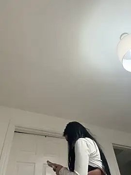 Miss juicy babes69 online show from 04/05/26, 06:38