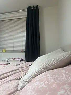 Miss juicy babes69 online show from 04/15/26, 09:26