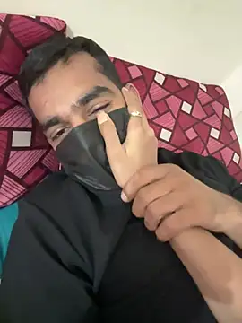Manpreet057 online show from 03/18/26, 12:41