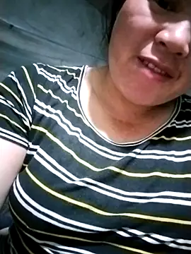 Min-in online show from 04/15/26, 10:32