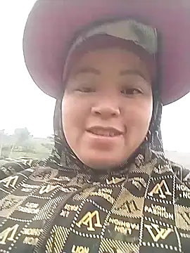 Min-in online show from 04/22/26, 09:01