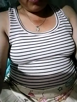 Min-in online show from 06/29/26, 05:03