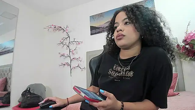 katie  bloom online show from 03/25/26, 03:51