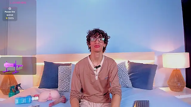 willturneer online show from 03/11/26, 06:19