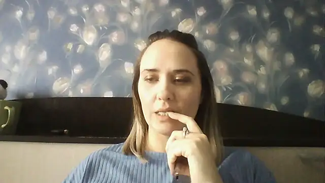 Alisa07qw online show from 03/25/26, 05:57