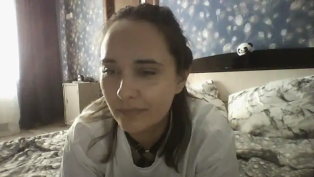 Snapshot of Alisa07qw chatting on 05/11/26, 05:35 Alisa07qw online show from 05/11/26, 05:35