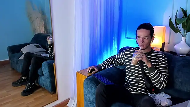 Skinny Mac online show from 04/04/26, 12:24