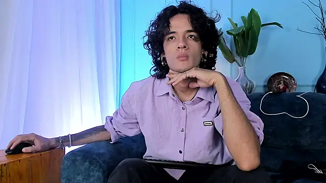 Skinny Mac online show from 04/19/26, 01:21