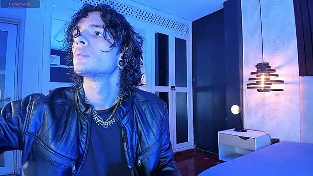 Skinny Mac online show from 04/25/26, 01:41