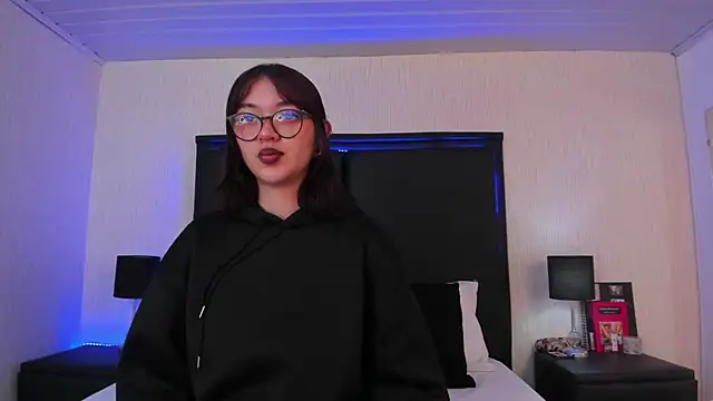 LilithBluum online show from 03/24/26, 11:26