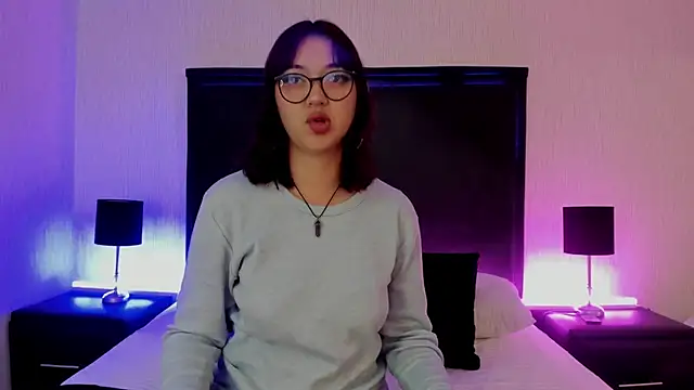 LilithBluum online show from 04/04/26, 11:51