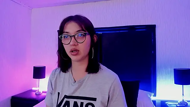 LilithBluum online show from 04/12/26, 11:48