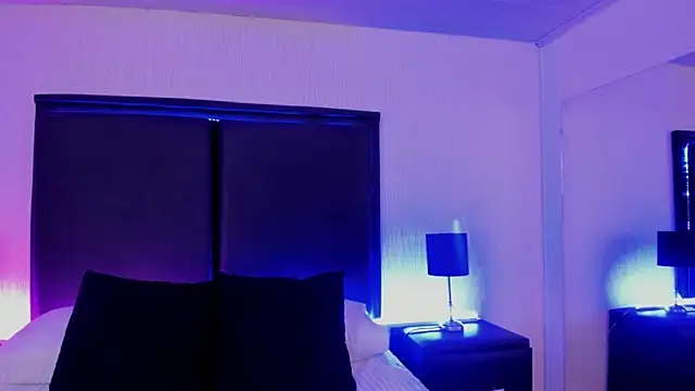 LilithBluum online show from 04/14/26, 06:58