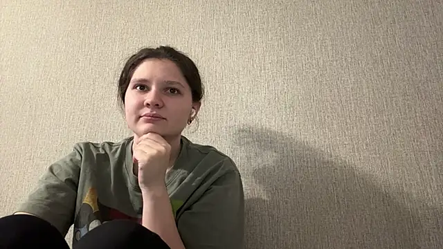 Emmiebutwihu online show from 04/02/26, 09:18