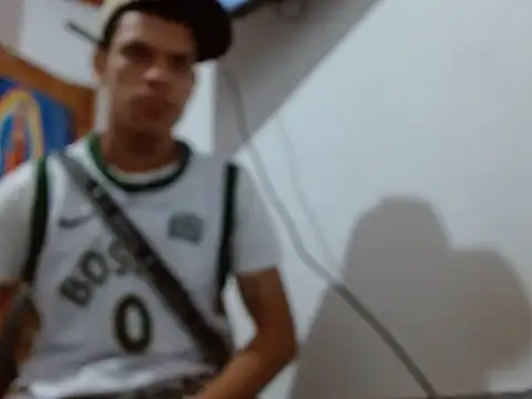 Snapshot of ethanchamo chatting on 03/14/26, 04:56 ethanchamo online show from 03/14/26, 04:56