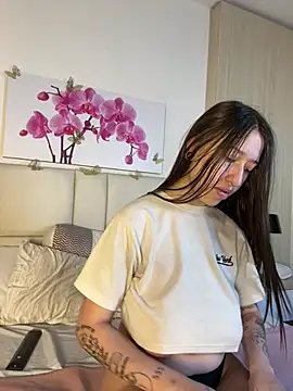 AmberVegaa online show from 03/17/26, 12:41