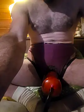 Snapshot of cock8992 chatting on 03/31/26, 07:03 cock8992 online show from 03/31/26, 07:03