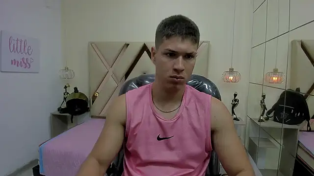 AlessandroFranco online show from 05/22/26, 01:39
