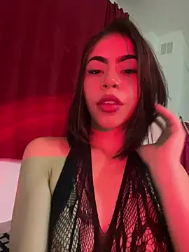 MiaReidd online show from 05/06/26, 03:57