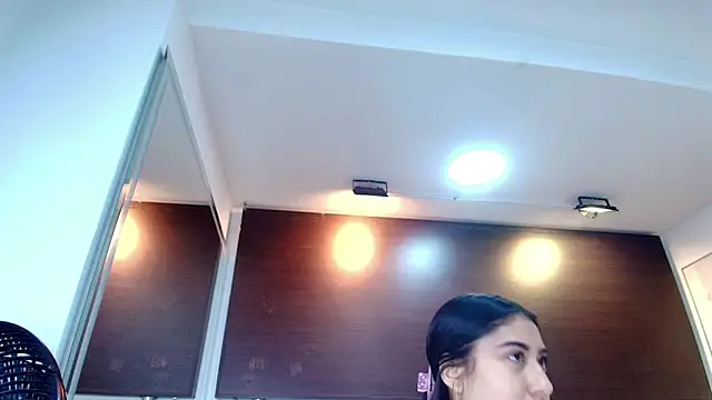 Gabriela meow online show from 04/25/26, 12:41