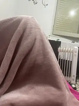 Snapshot of LeiAaron9810 chatting on 03/11/26, 01:33 LeiAaron9810 online show from 03/11/26, 01:33