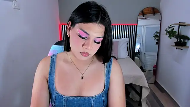 Alisson Pinkey online show from 06/25/26, 12:43
