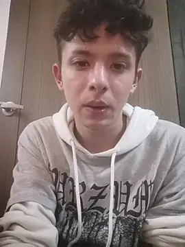 Daniel Roy online show from 04/17/26, 06:27