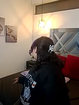 Liily Foxxy online show from 04/21/26, 10:43