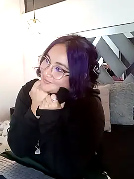 Snapshot of Liily_Foxxy chatting on 05/02/26, 10:53 Liily Foxxy online show from 05/02/26, 10:53