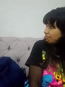 Snapshot of Liily_Foxxy chatting on 06/13/26, 10:46 Liily Foxxy online show from 06/13/26, 10:46