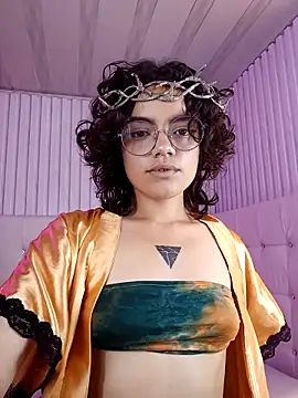 Kittylatina  online show from 04/02/26, 12:52