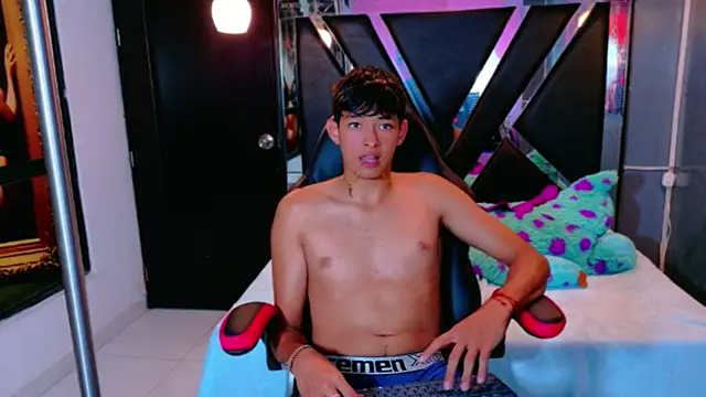 Tigger Collins online show from 03/17/26, 10:24