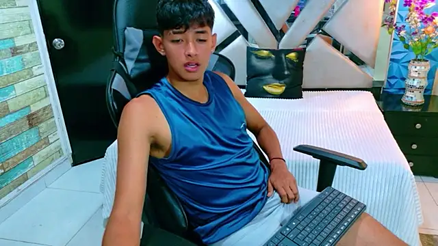 Tigger Collins online show from 03/21/26, 08:12