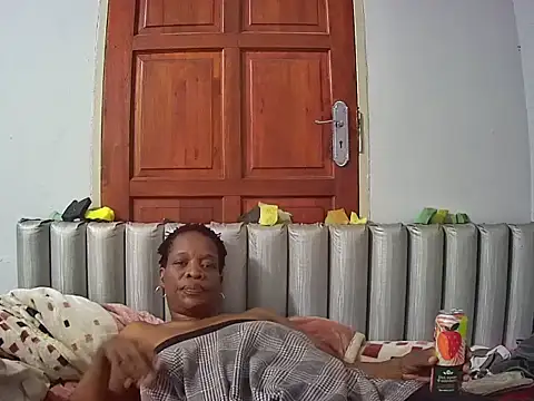 JoycyQueen online show from 03/31/26, 06:30