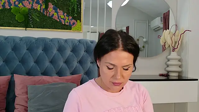 AnneRey online show from 04/20/26, 03:20