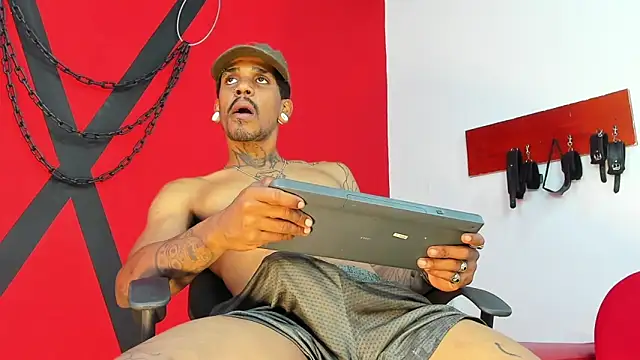 raven  crow online show from 03/20/26, 02:44