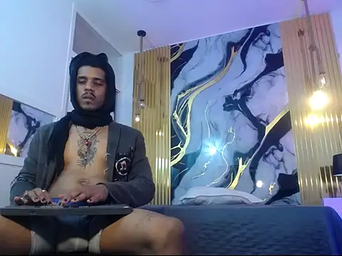 raven  crow online show from 04/10/26, 02:33