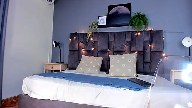 Meganlove   online show from 04/07/26, 02:45