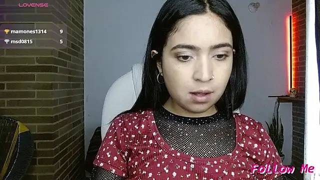 sweet-little online show from 03/18/26, 06:55