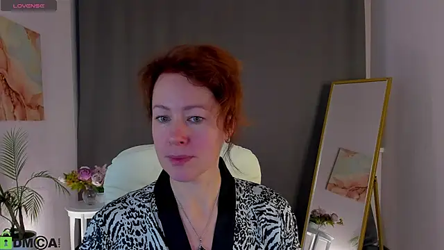 LeticiaRomano online show from 04/28/26, 04:06